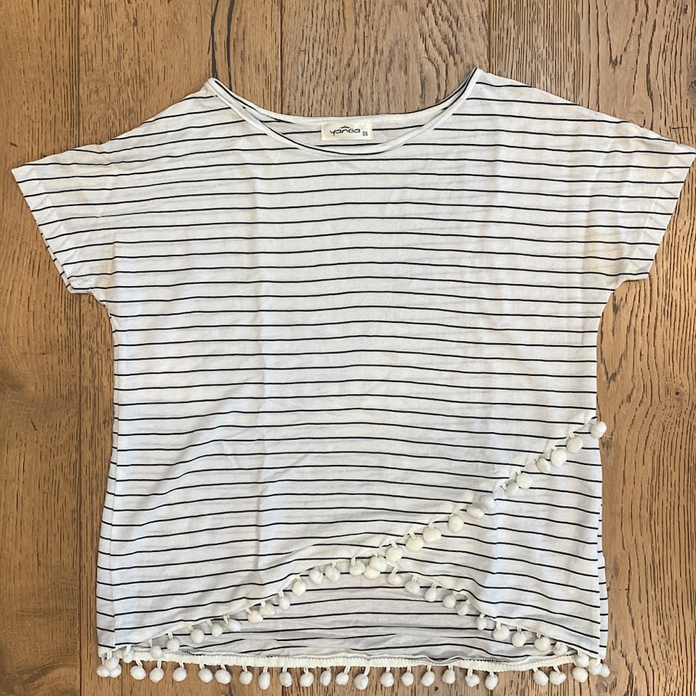 Striped white and black blouse/shirt